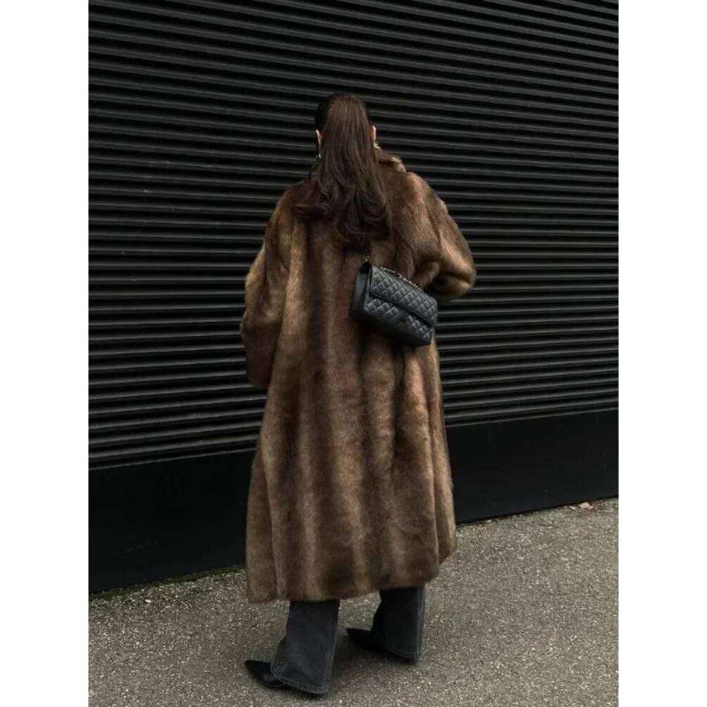 Plush Lapel Collar Trend Oversized Faux Fur Coat Full Sleeves Warm Loose Jacket New Winter Elegant Long Overcoats 2025