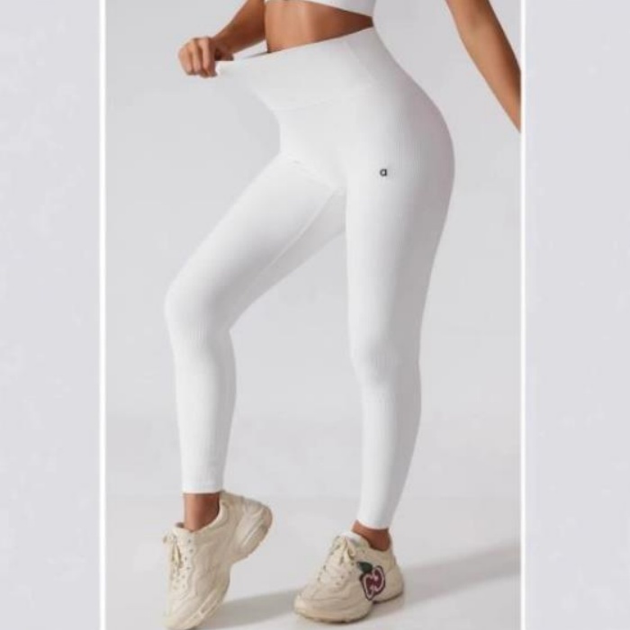 Luxury Designer Sports Leggings High Waist Soft Naked Feeling Yoga Pants Women Sportwear Elastic Quick Dry Breathable GYM Clothing Workout Tights Fitness Running
