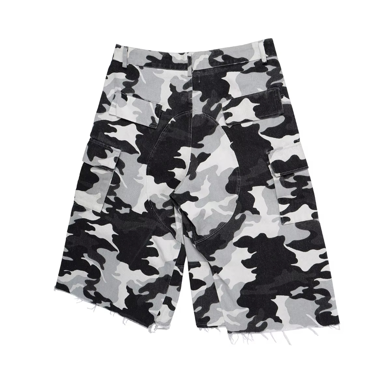 MIJKO New Summer Coated Glitter Camouflage Seven Quarter Shorts for Men Patchwork Vintage Casual Baggy Over Knee Shorts Oversized