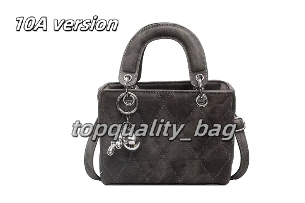 2025 10A D Home bags Hot sales designer shoulder bags 2025 Spring New Fashionable Crossbody vintage Bag for woman white 978