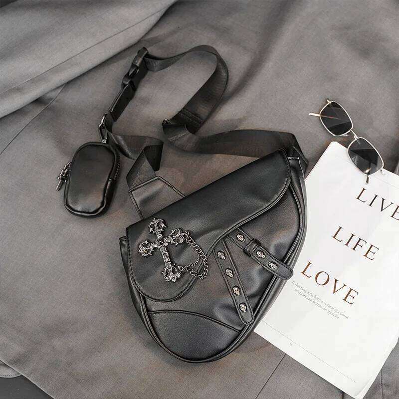 Fashion Rivet Saddle Men Crossbody Bags Brand Design Flap Shoulder Hip Hop Men's Chest Bag PU Leather Handbags
