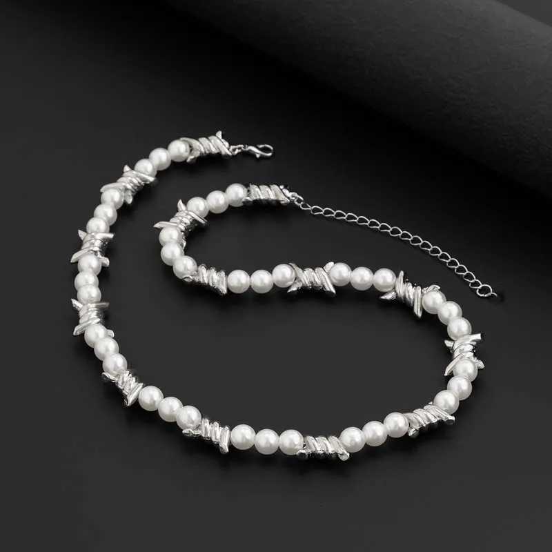 Fashion Metal Thorns Knot Pearl Choker Necklace For Women Men Punk Hip Hop White Imitation Pearl Beaded Necklace Jewelry Y250620