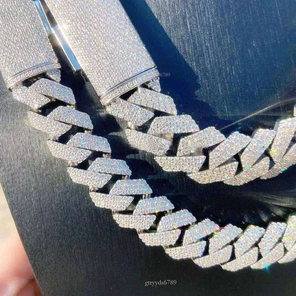 Jewelry Iced Out VVS Moissanite Dia Cuban k Chain Fashion for Men Sier Necklaces14mm 15mm 16mm NecklaceHip-hop jewelry bracelets and necklaces