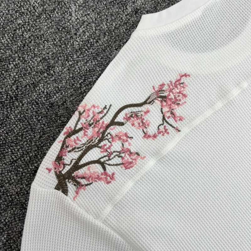 Waffle Long Sleeve Embroidery Sakura Derschutze Blossom T-Shirt Men Women Casual Loose High Quality Breathable T-shirt Clothes X2508021