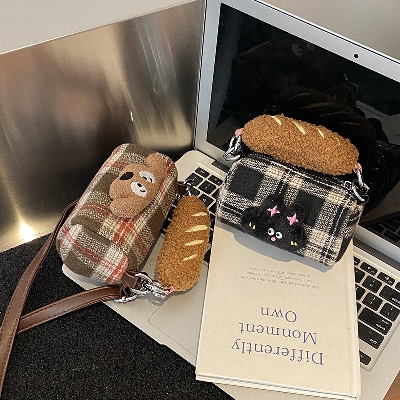 Summer New Collection Bread Women s Handbag Fashion Women s Shoulder Bag Small Square Bag New Vintage Texture Cute Dog Women s Crossbody Bag New Desig
