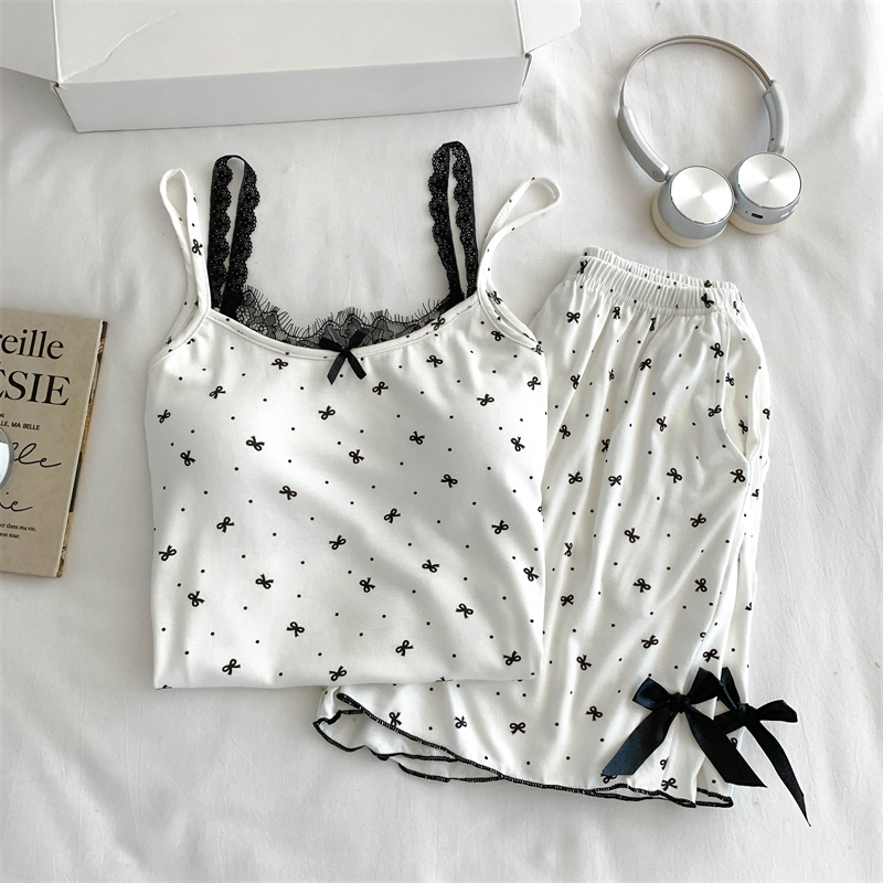 Chic Lace Bralette Bodysuit Combo: Feminine Home Wear Ensemble Suitable for Daytime Use