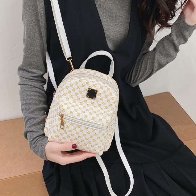 Classic Floral Material Women's Backpack Free Shipping Designer Fashion Korean Version Student Bag Front Pocket Zipper Small Backpack Outdoor Tra