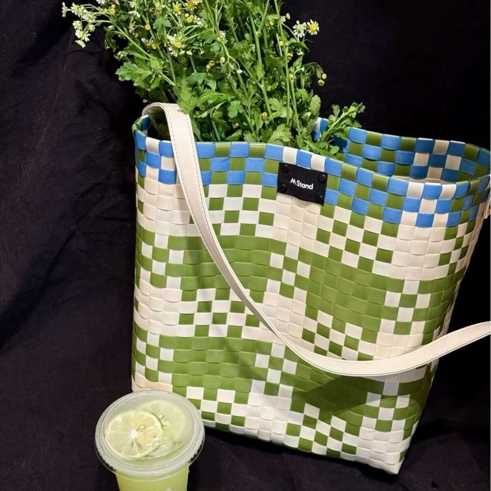 M Brand July New Coffee Merchandise Woven Handbag Basket Internet Celebrity Fashion Commuter Crossbody Bag