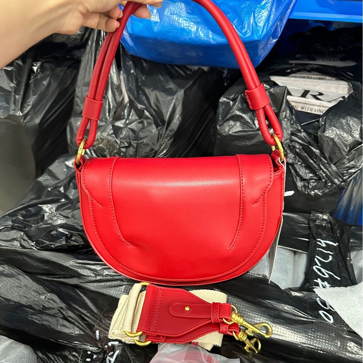 Red women s crossbody bag summer new saddle bag designer bag large trend capacity color blocked handbag flip bag shoulder bag