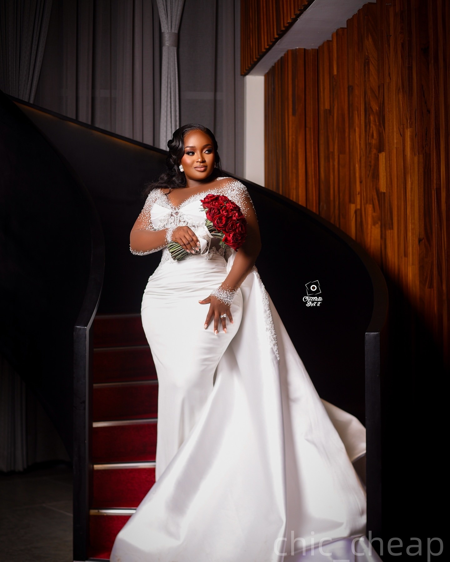 2025 Aso Ebi Plus Size White Mermaid Wedding Dress Beaded Lace Full Sleeves Detachable Train Satin Bridal Gowns Dresses ZJ06755
