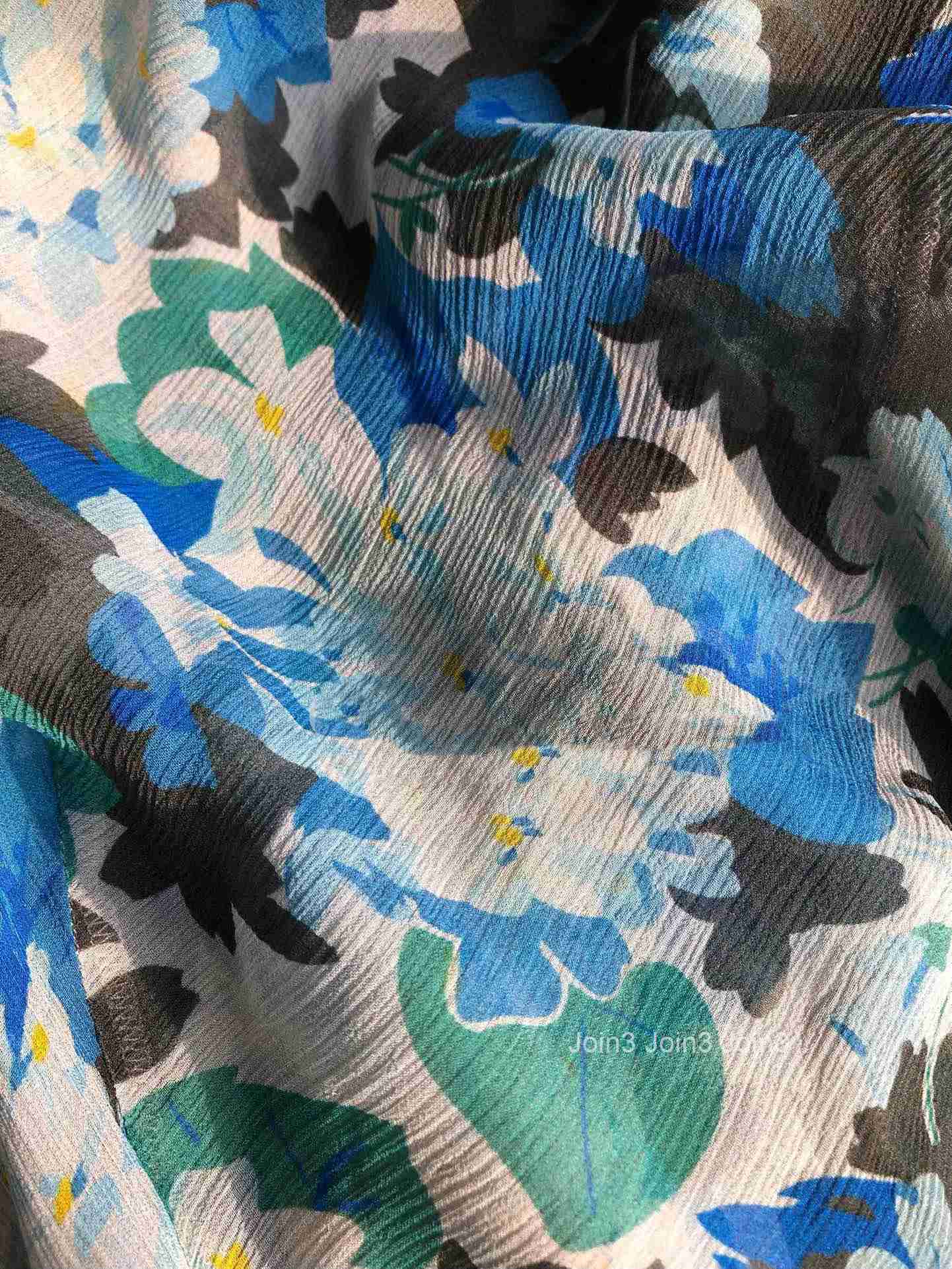 Ladies High-end Slik Printing Midi Dress With Ruffled Detail