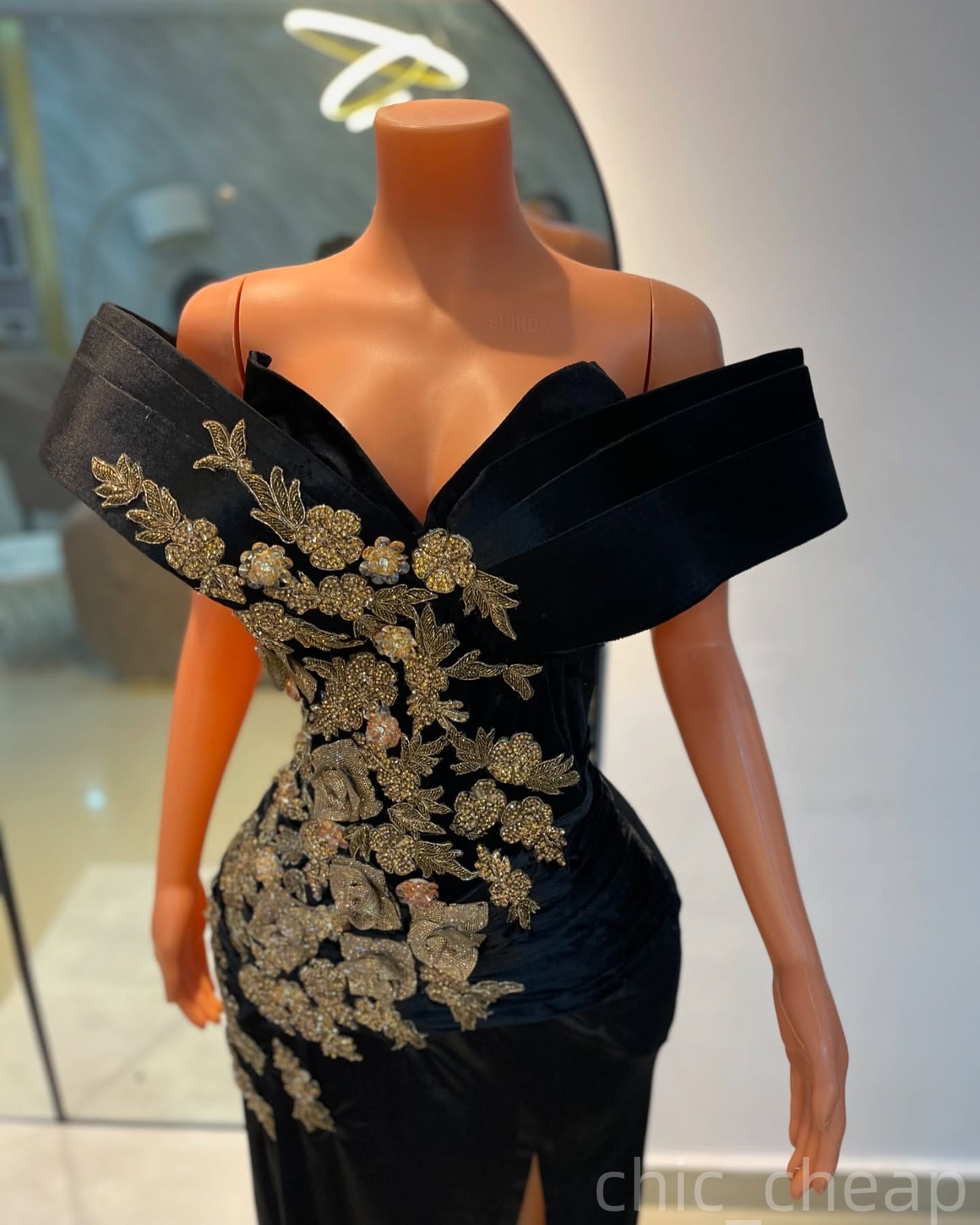 Black Sheath Prom Dresses 2025 Lace Beaded Flowers Velvet Evening Formal Party Second Birthday Engagement Gowns Plus Size Dress For Special Occasions 