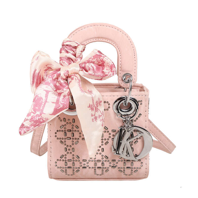 Hot Rhinestone Princess Diana 2025 Summer New Single Shoulder Crossbody Handbag Niche High-end Texture Trade Women's Bag
