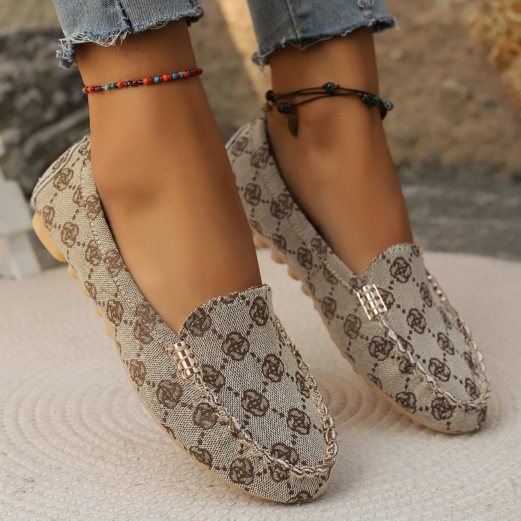 Free Shipping for designer Casual Shoes Women Casual flat bean shoes round toe shallow opening women's single shoes large size