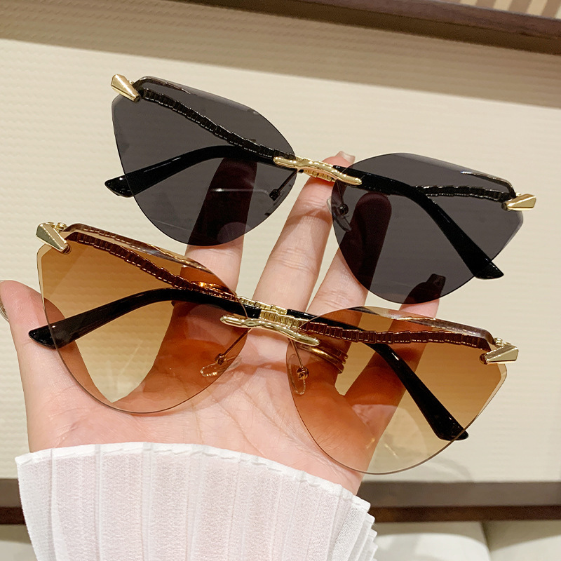 Designer Sunglasses For Women Oversized Sunglasses Fashion Classic Sneak Sunglasses Luxury Polarized Goggle Pilot PC Frame Square UV400 Eyewear XY10