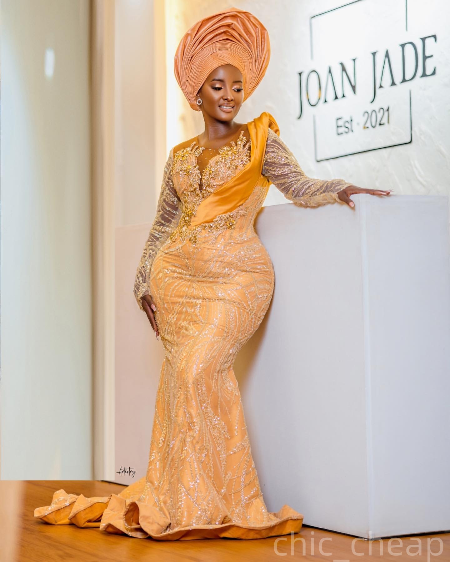 Gold Mermaid Prom Dresses 2025 Crystals Sequined Sheer Neck Evening Formal Party Second Birthday Engagement Gowns Plus Size Dress For Special Occasion