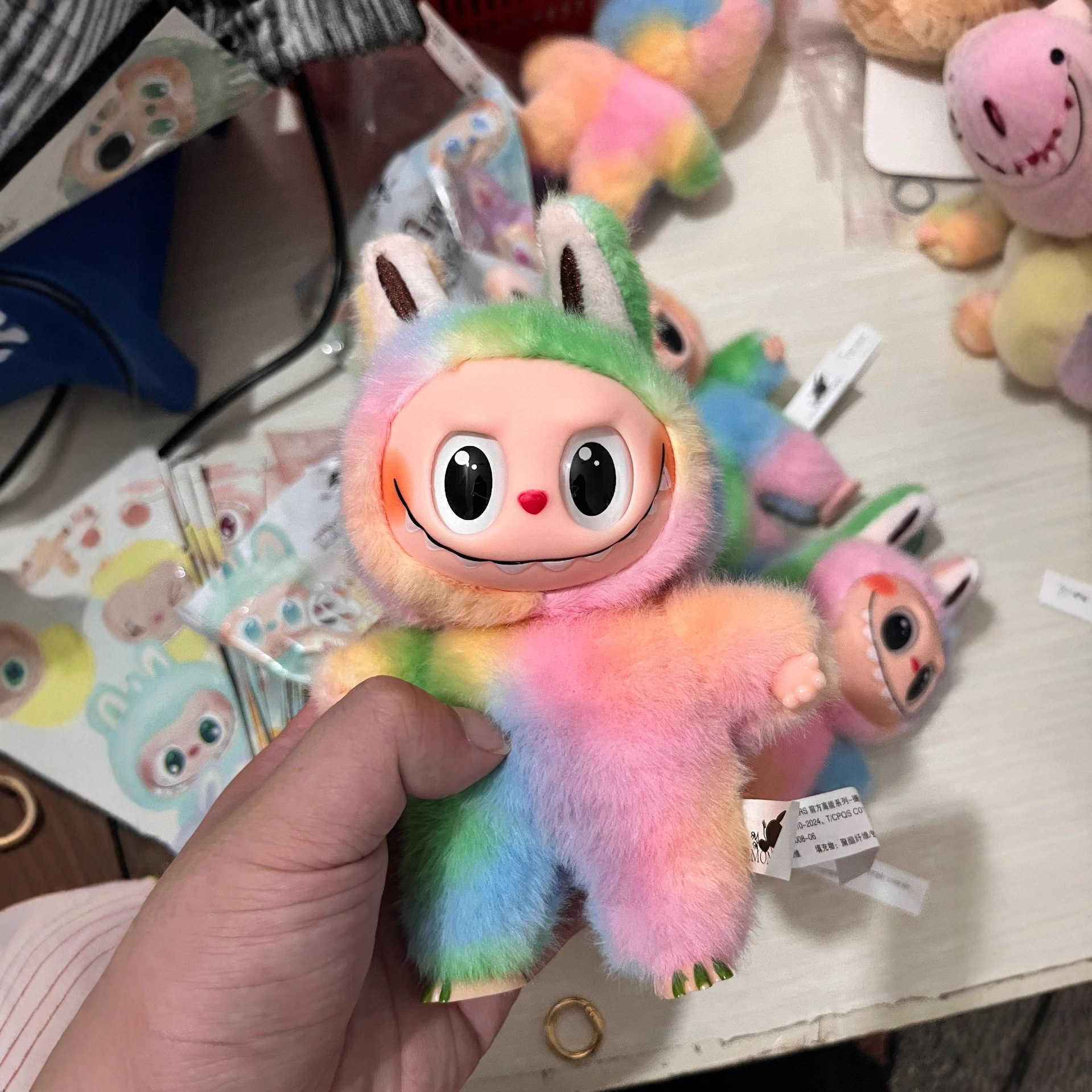 Labubu Fourth Generation Vinyl Face Plush Labubu Macaron High-Quality Fourth Generation Blind Box Keychain L250803