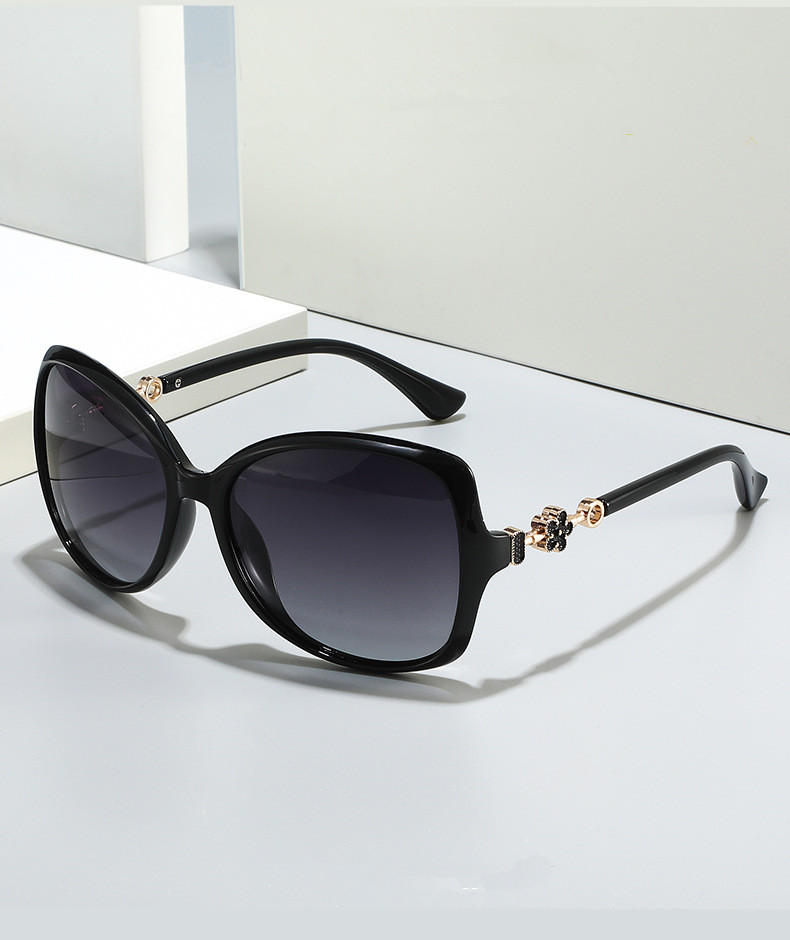 Designer Sunglasses For Women Oversized Sunglasses Fashion Classic Retro Sunglasses Luxury Polarized Goggle Pilot PC Frame Square UV400 Eyewear KP880