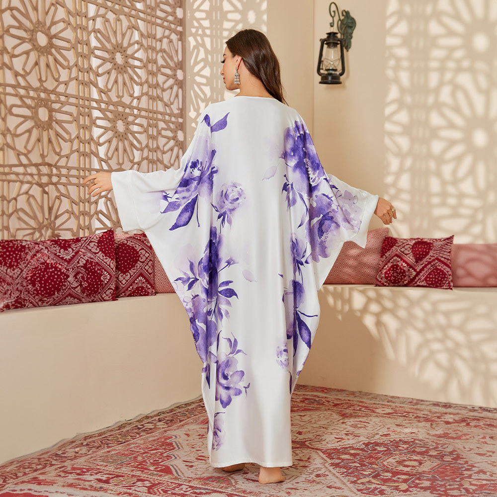 Outfits For Woman New large-size pajamas for women suitable for spring and autumn Chinese style made of satin with gorgeous prints long nightgown