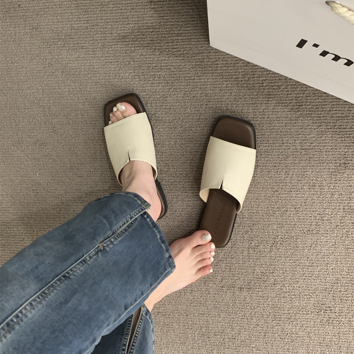 Women's Summer Luxury designer sandals Outdoor Slippers 2025 New French Fairy Beach Soft Flat Sandals