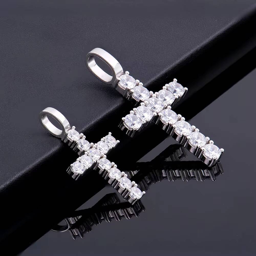 Wholesale Jewelry 925 Sterling Silver Holy Shining Vvs Mossanite Moissanite Diamond Crosses Chain Necklace Pendant for Men Women