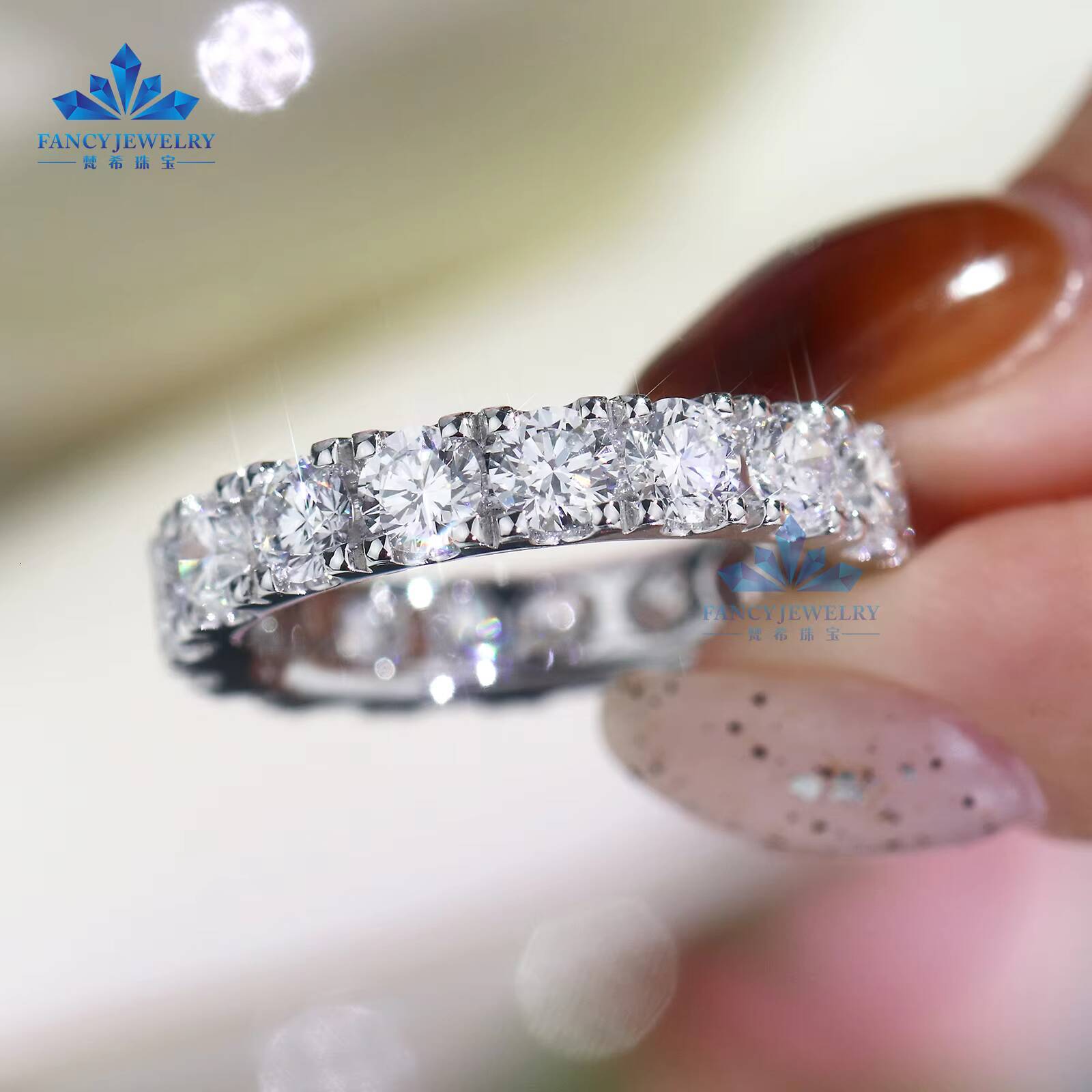 Customized Luxury 14K/18K Solid Gold Moissanite Rings Round Shape Engagement Eternity Bands Ring for Women Men