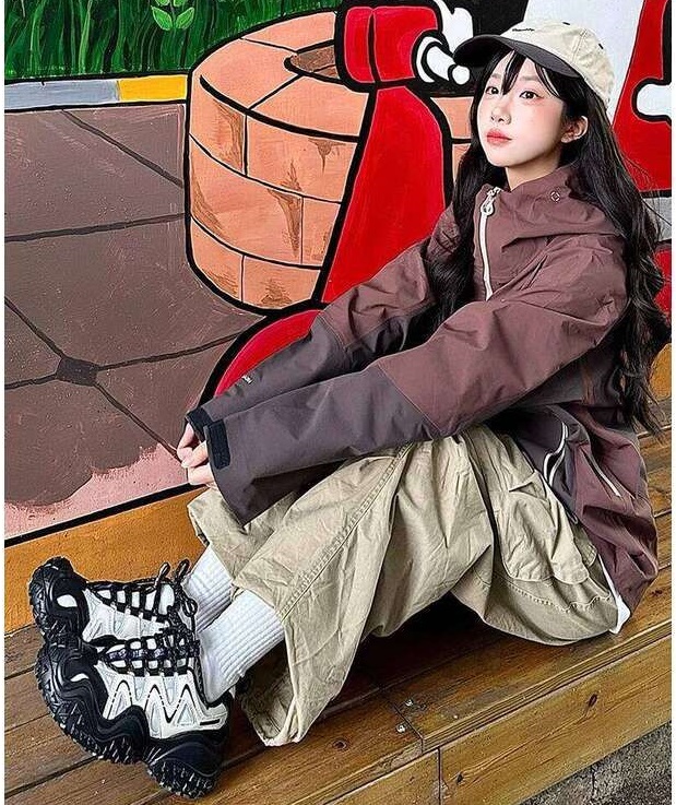 Jiffly Crayon Shin-Chan Collaborative Dad Style High Rise Athletic Footwear