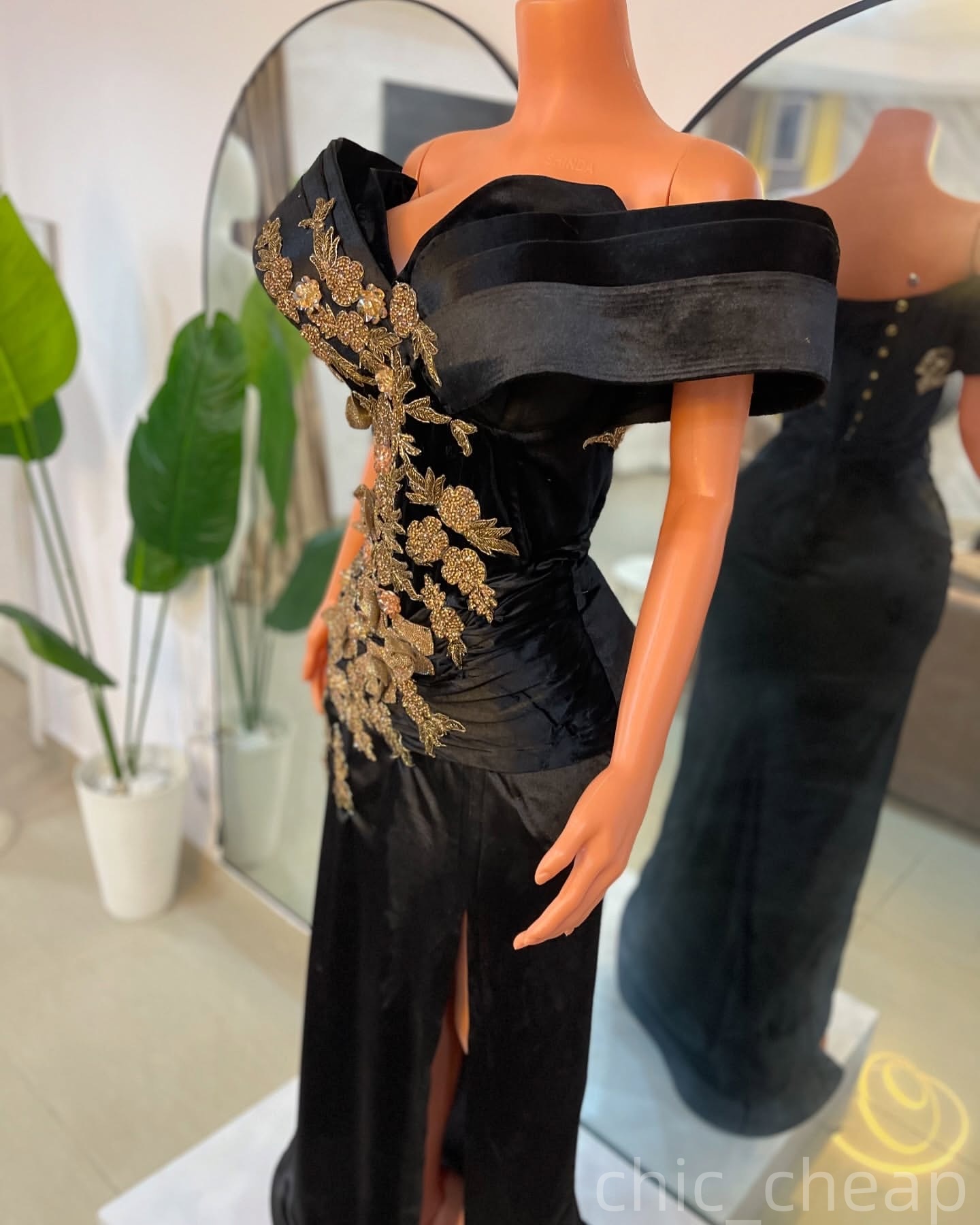 Black Sheath Prom Dresses 2025 Lace Beaded Flowers Velvet Evening Formal Party Second Birthday Engagement Gowns Plus Size Dress For Special Occasions 