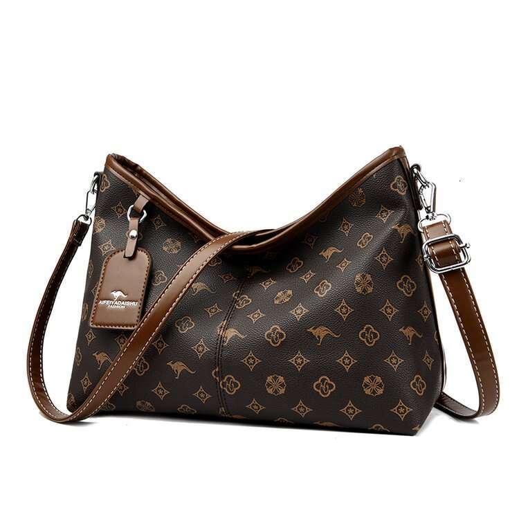 2025 Summer Women's Lazy Style Top Layer Vegetable Tanned Leather Tote Large Capacity Shoulder Simple Versatile Crossbody Bag