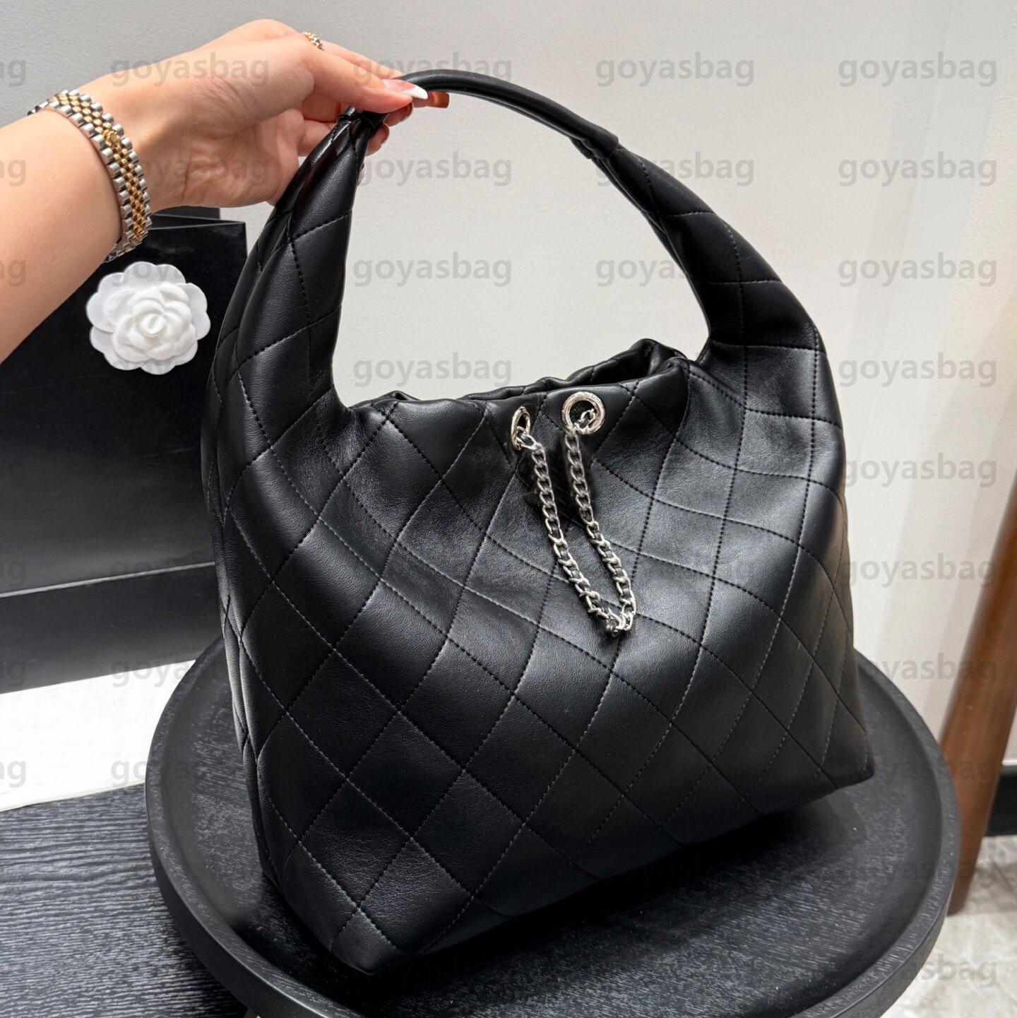 Designer Tote Hobo Bag 25P 26C Bag Tote Handbag Beach Crossbody Shoulder Bag Handbags Large Capacity Shopping Tote Real Leather Casual Totes