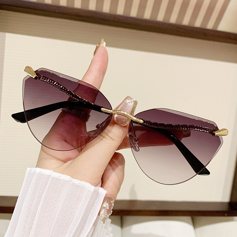 Designer Sunglasses For Women Oversized Sunglasses Fashion Classic Sneak Sunglasses Luxury Polarized Goggle Pilot PC Frame Square UV400 Eyewear XY10