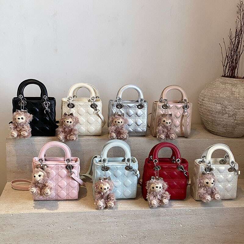2025 Spring New Handheld Princess Diana for Women, Textured Quilted Small Square Bag, Elegant Trendy Single Shoulder Crossbody Bag