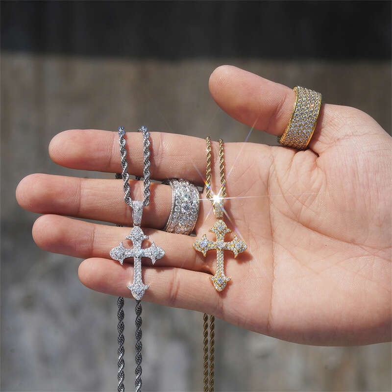 S Sier Inlaid D Color Moissanite Trendy Personality Versatile Cross Pendant Hot Sale