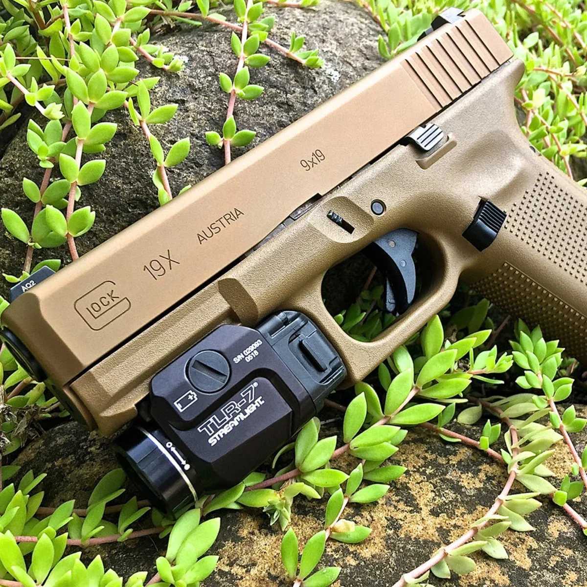TLR Tactical Weapons Scout Light Pistol Gun Flashlight TLR-1 TLR-1HL TLR-3 TLR-4 TLR-7 TLR-8 LED Hunting Spotlight Gun Torch Z250802