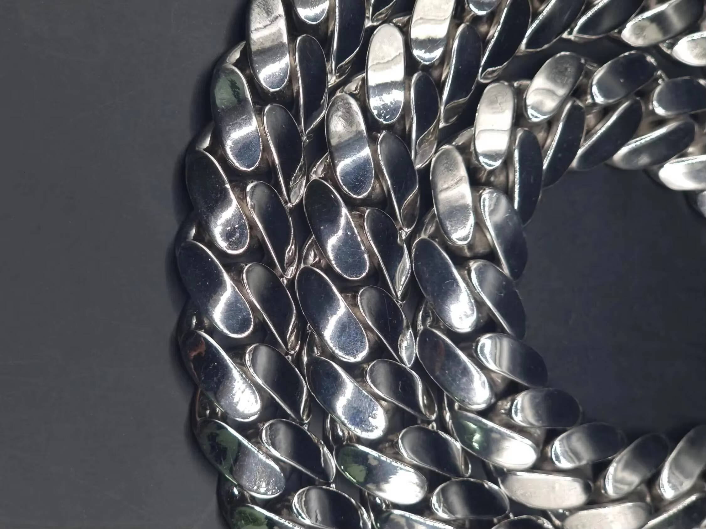 925 Sterling Solid Silver 18mm Plain Miami Cuban Link VVS Moissanite Iced Lock Box Mens Womens Necklace Cuban Chain