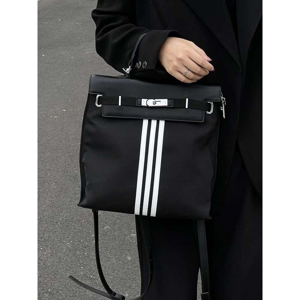 2025 Summer New Striped Handbag Tote Fashion Canvas Small Bag Niche Backpack High-end Feel