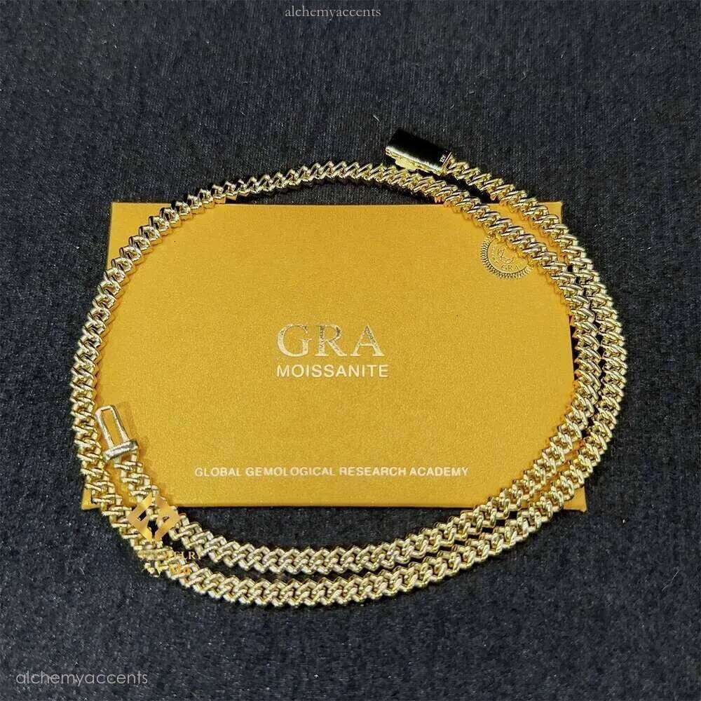 5mm Width One Row Iced Out Man Jewelry Gra Certificates Pass Dia Tester Vvs1 Moissanite Cuban Link Chain Necklace