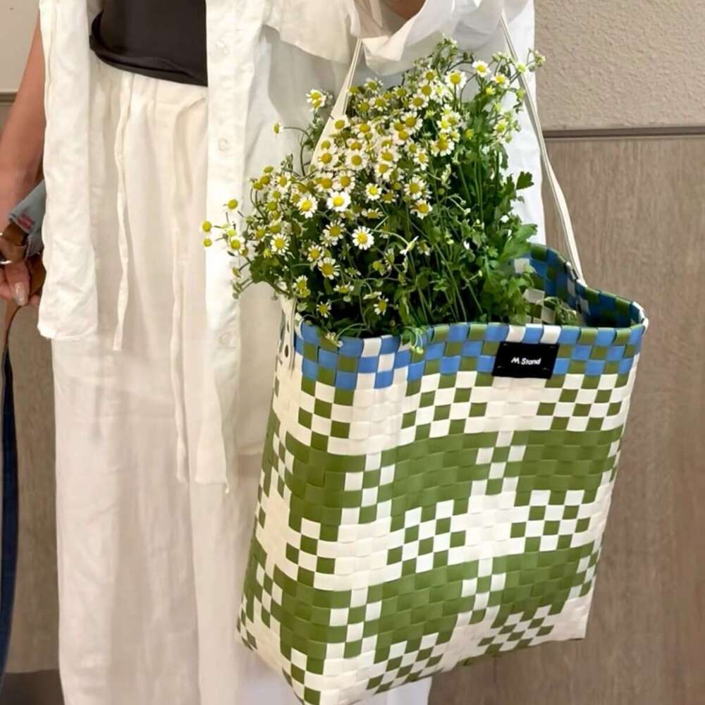 M Brand July New Coffee Merchandise Woven Handbag Basket Internet Celebrity Fashion Commuter Crossbody Bag