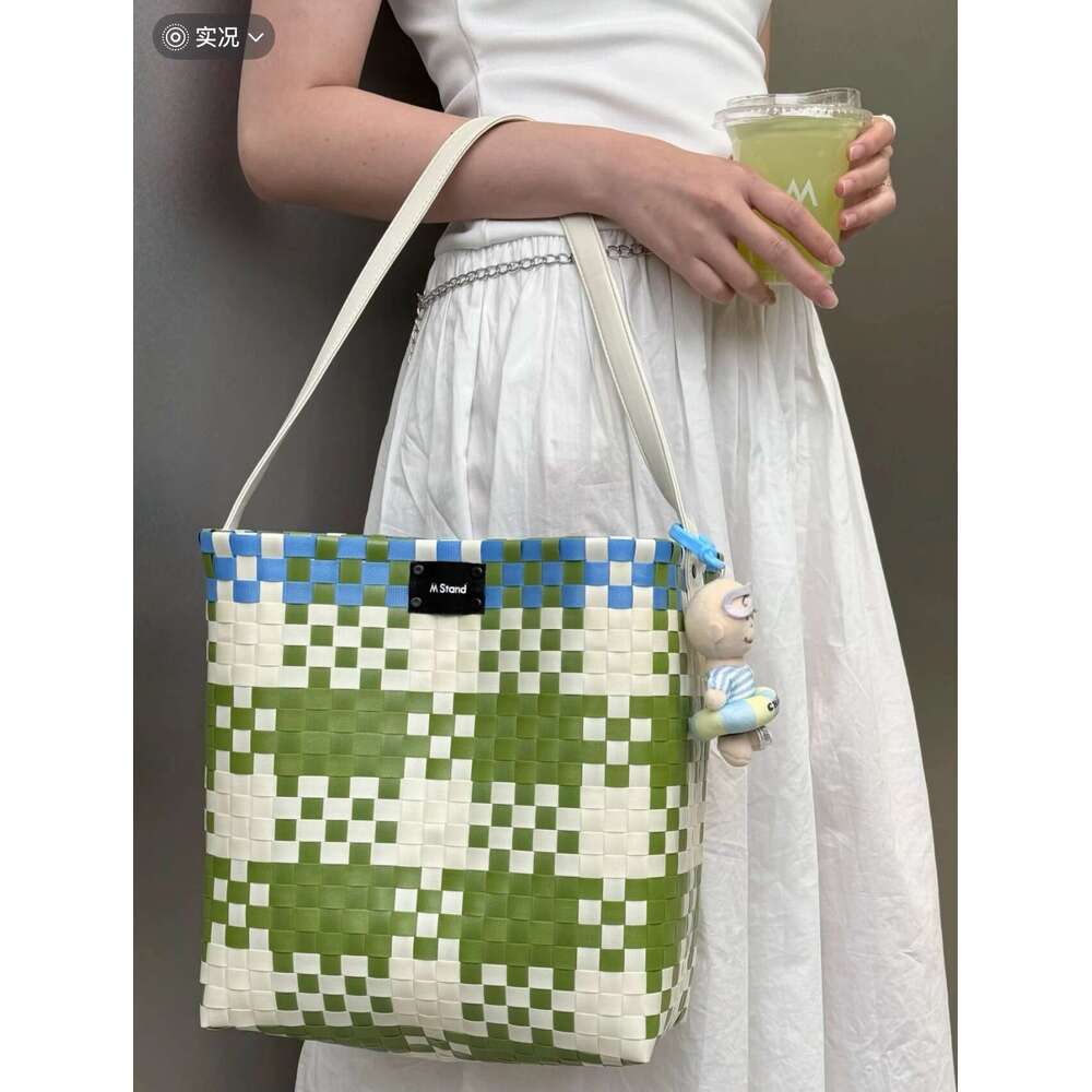 M Brand July New Coffee Merchandise Woven Handbag Basket Internet Celebrity Fashion Commuter Crossbody Bag