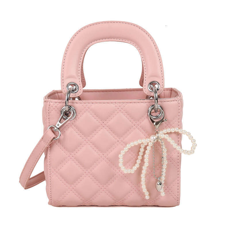 French Niche Light Luxury for Women 2025 Spring New Classic Embroidered Quilted Single Shoulder Crossbody Handbag Princess Diana Bag