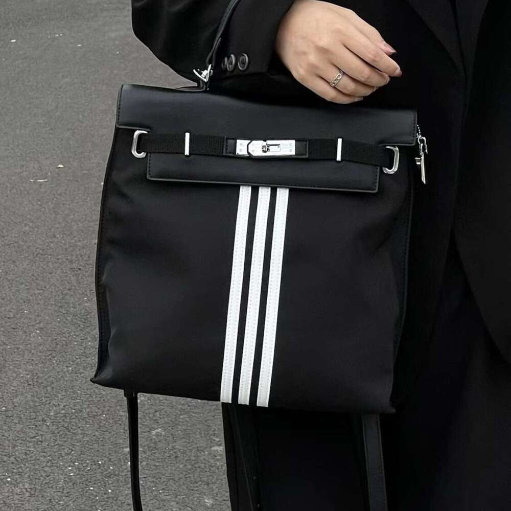 2025 Summer New Striped Handbag Tote Fashion Canvas Small Bag Niche Backpack High-end Feel