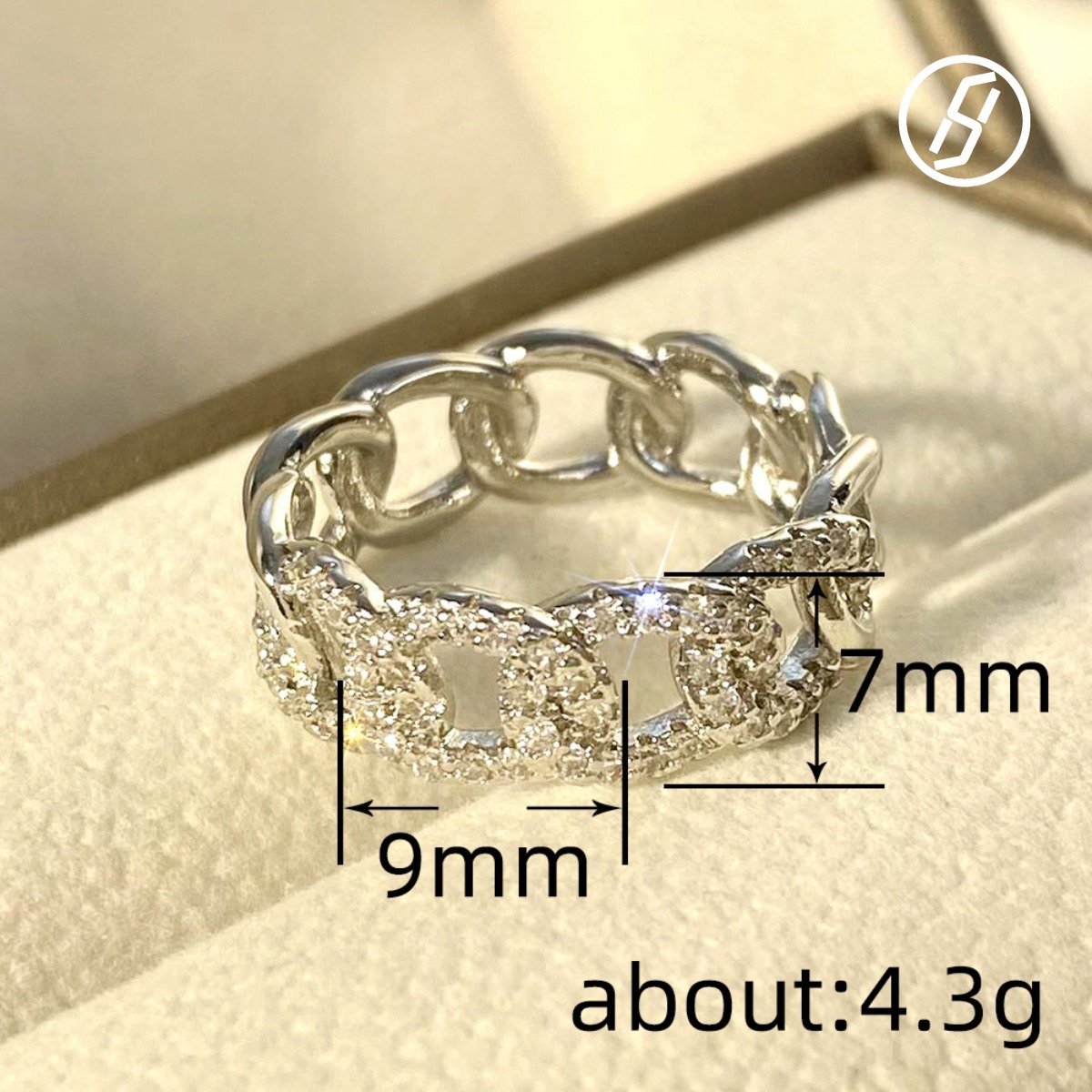 Free Shipping 2025 New Round Buckle Micro-inlay Design Geometric Trendy Style Personalized Cuban Chain Designer Ring for Women