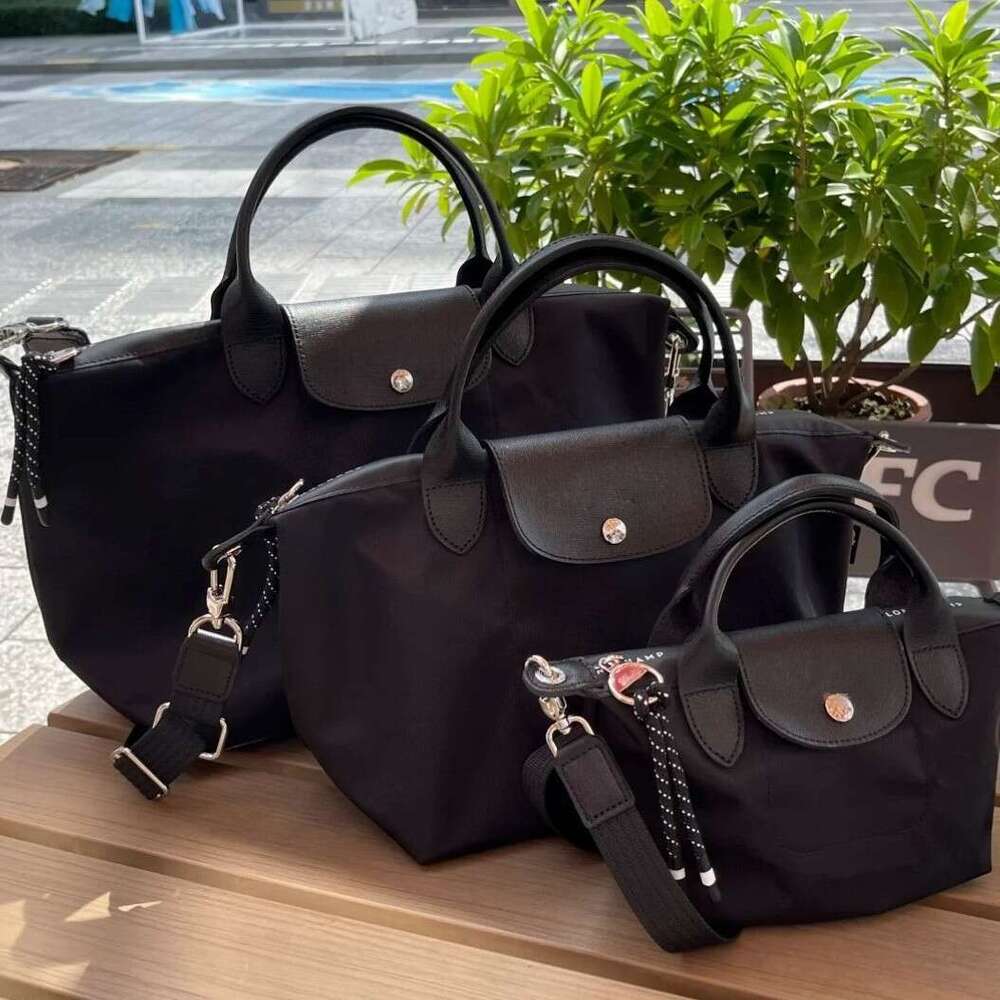 Large-Capacity Genuine Leather Women's Shoulder Crossbody Bag - Energy Dumpling Design