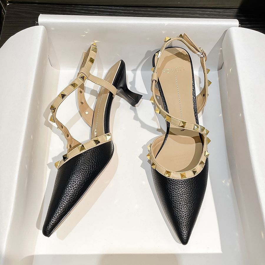 Free delivery designer sandals plus size Rivet for women with shallow mouth, thin heels, toe caps, pointed high heels