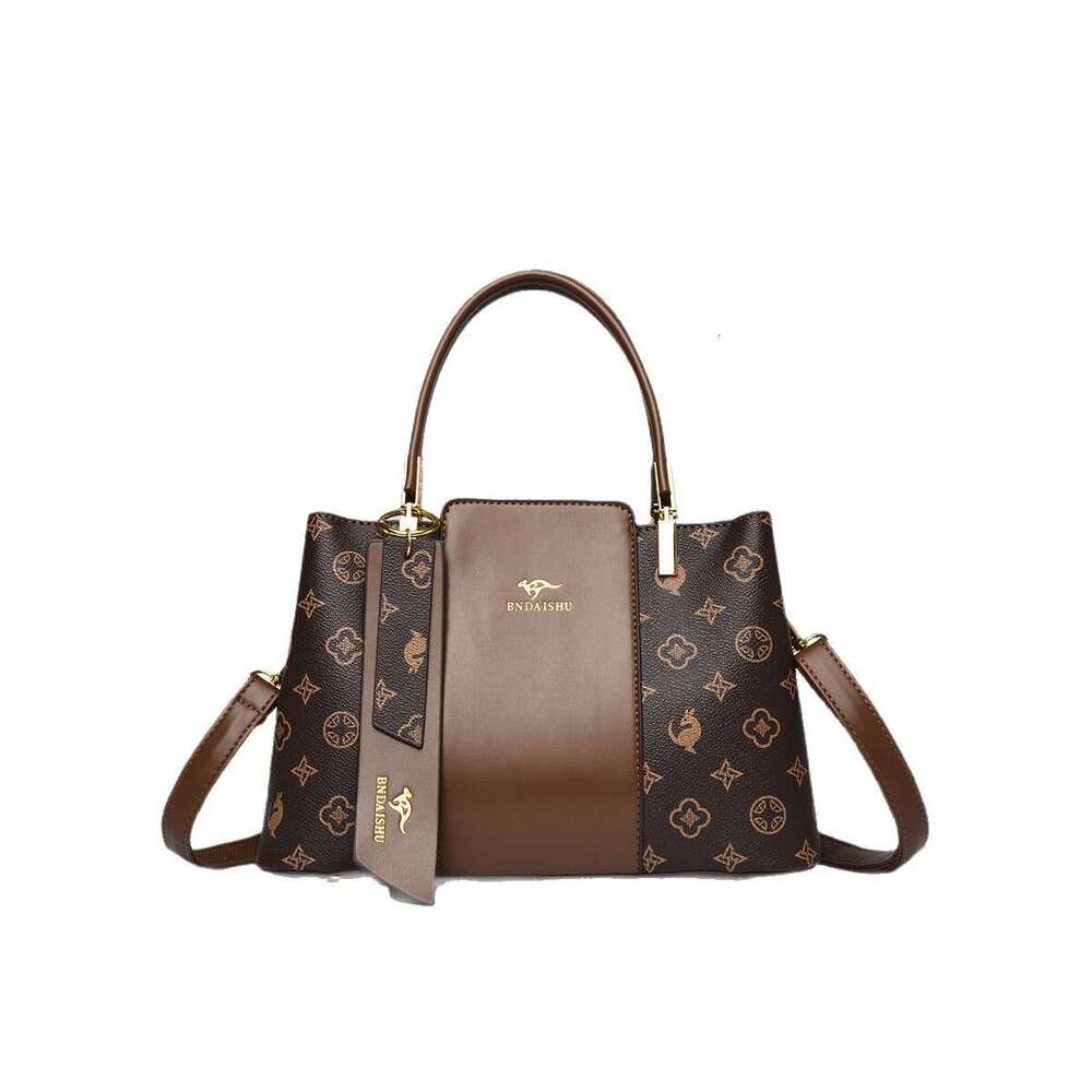 High-End Niche 2025 Summer New Large Capacity Fashion Shoulder Bags Trendy Handbags for Women