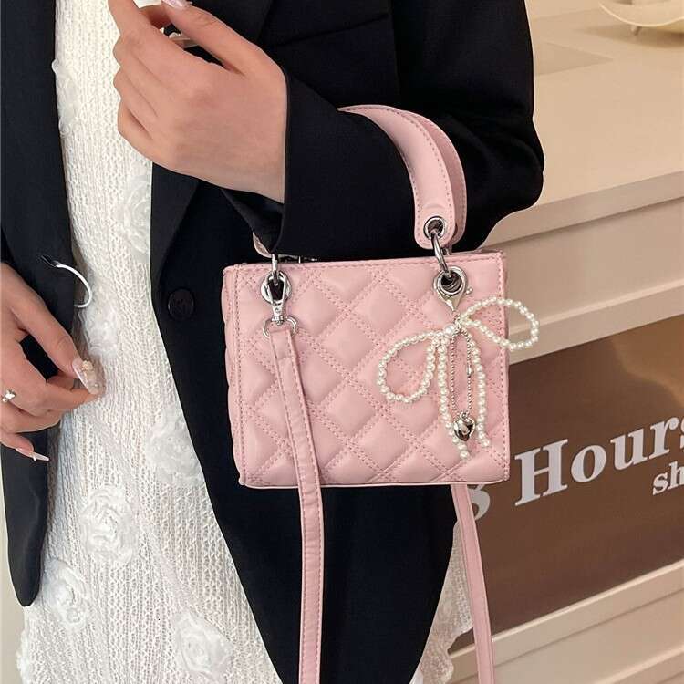 French Niche Light Luxury for Women 2025 Spring New Classic Embroidered Quilted Single Shoulder Crossbody Handbag Princess Diana Bag