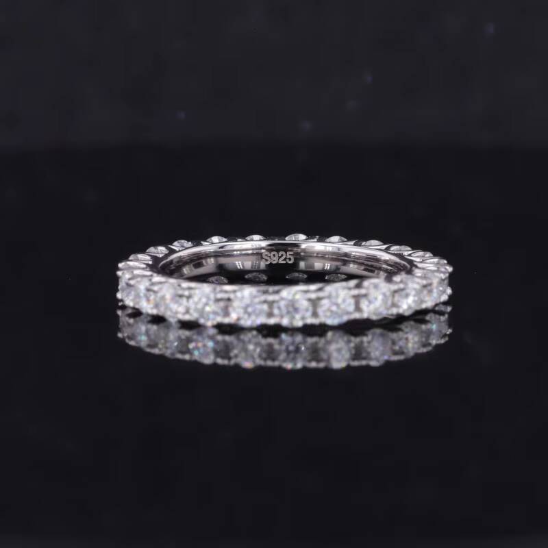 2025 Wedding Band 2.5mm Round Brilliant Cut 925 Silver Jewelry Fashion Moissanite Sterling Silver Rings for Wedding Party