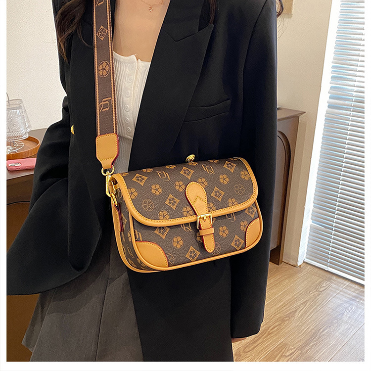 High-end women's bag women's autumn new European and American retro underarm bag temperament versatile one-shoulder crossbody bag2025