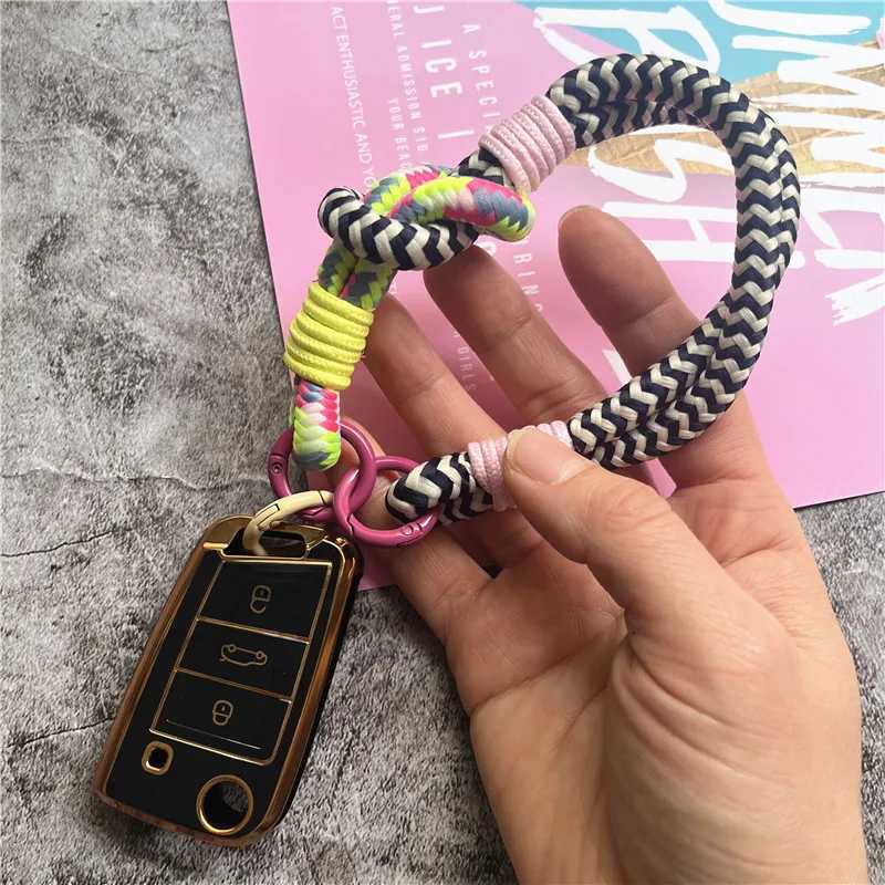 Keychains Contrast Color Key Chain Accessories Luxury Car Keychain Bag Charms for Handbags Exquisite Gift Boyfriend Key Tags G250802
