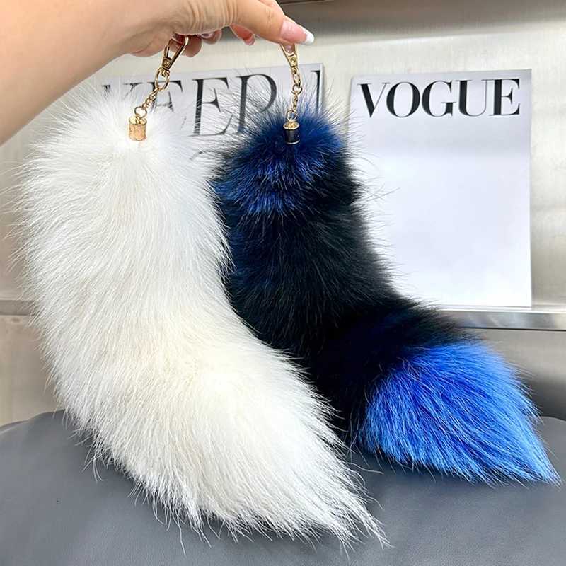 40cm Real Fox Tail Keychain Wolf Tail Fur Tassel Bag Key Chains Bag Charm Keyring Holder Strap Chain Best Gift Jewelry G250802